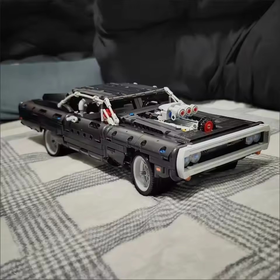 Model Kit Dodge Charger - 1077PCS Technical Car Dodged Charger Racing