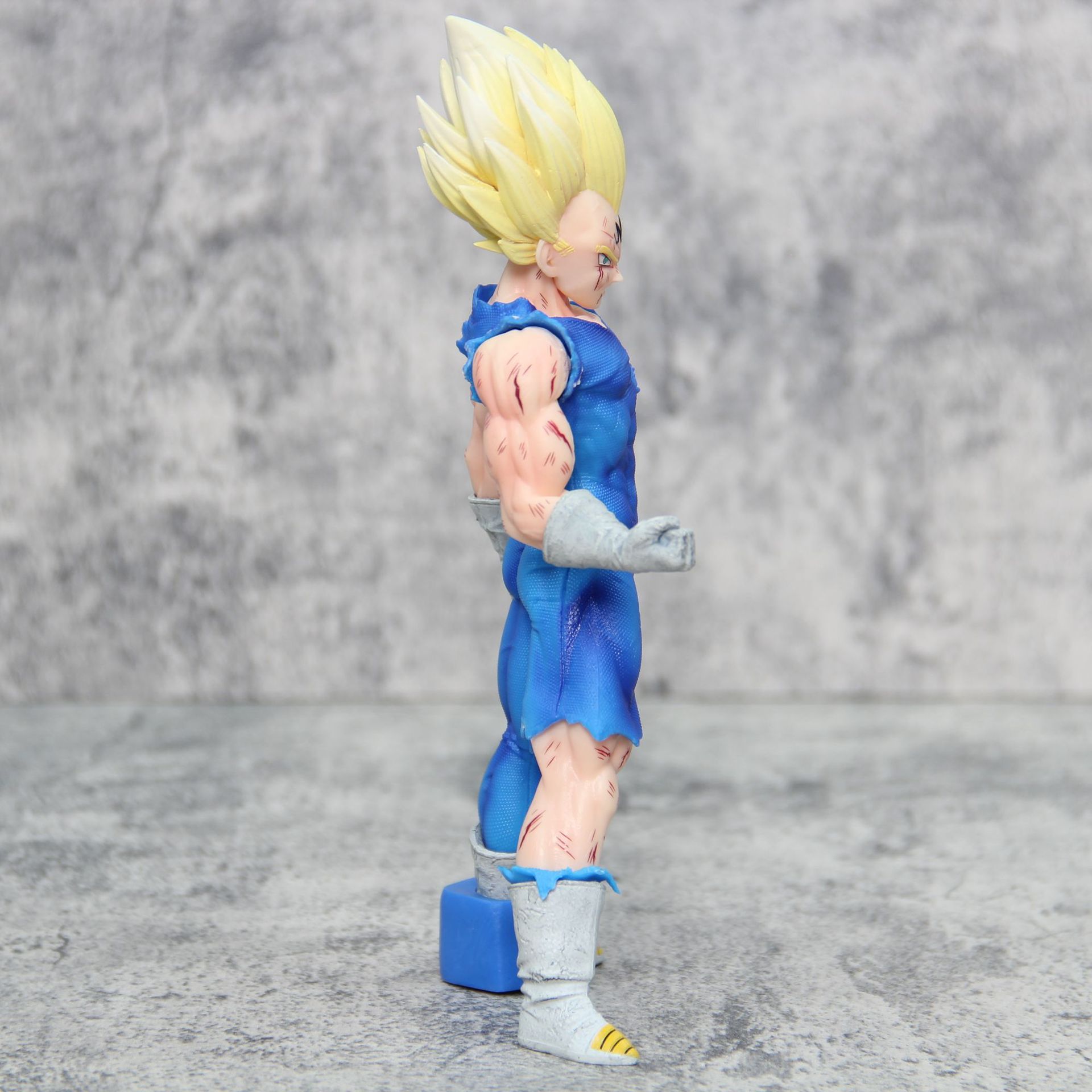 Dragon Ball Z Super Saiyan Pri - Model Kit Vegito review and price