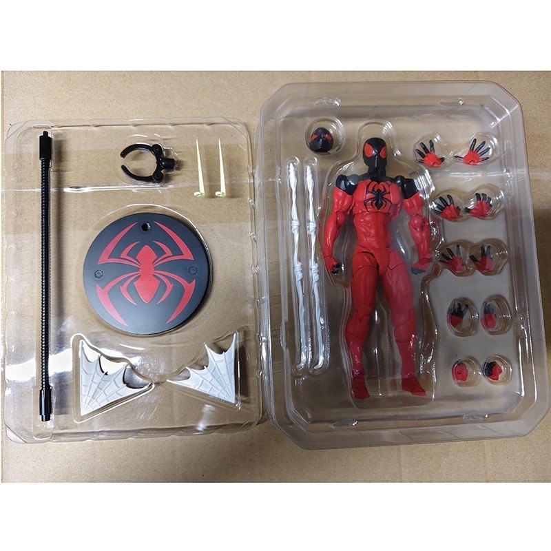 Hot Toys Superior Spider-Man M - Model Kit Thousand Sunny review and price